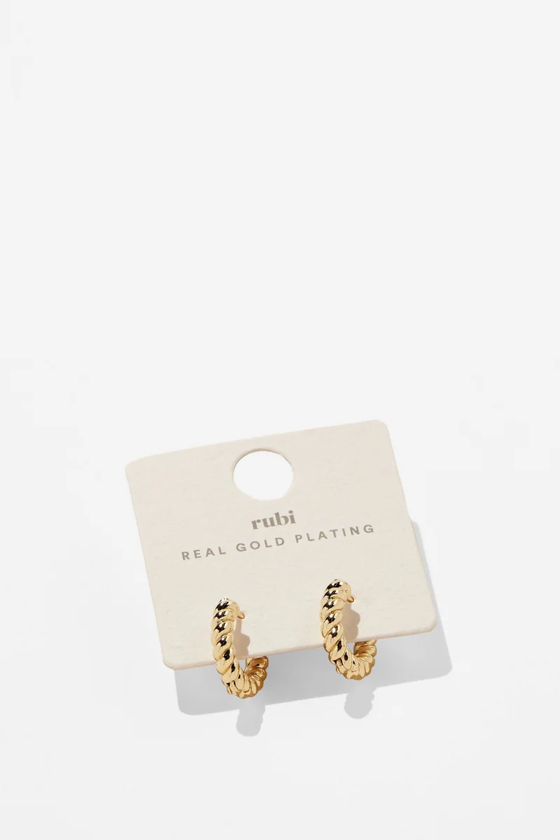 Rubi Small Hoop Earring